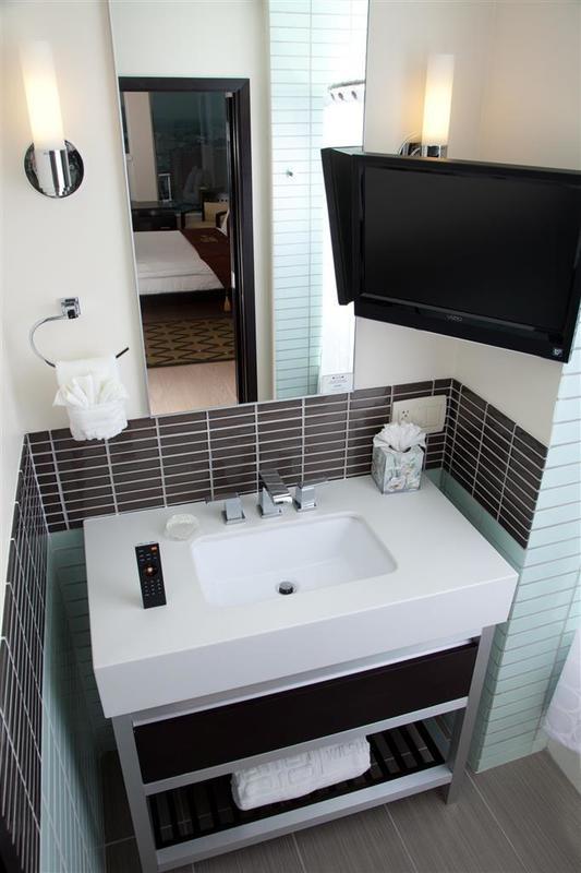 Hotel Tenten Wilshire - Official Los Angeles